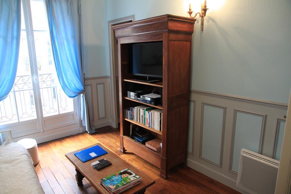 Apartment Lourmel Paris Zimmer foto